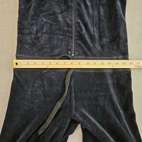 Red Zone Sleeveless Jumpsuit Women's Size M Black Velour Drawstring Wide Leg EUC - Picture 11 of 16
